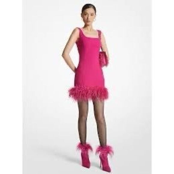 NWT Michael Kors Feather Trim Stretch Crepe Shift Dress in deep /fushia.  Size 6 - Picture 1 of 8